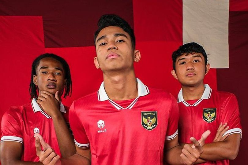Perbandingan Harga Jersey Asli dan KW Terbaru 2025