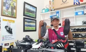 Rak Sepatu Bola Edisi Kolektor Ludes dalam Sejam